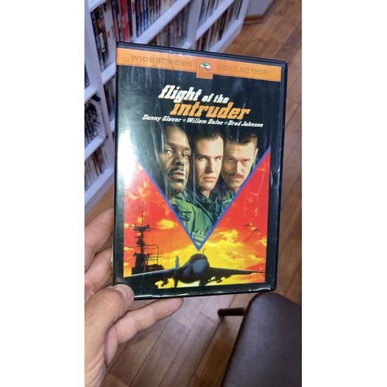 INTRUDER'İN UÇUŞU DVD INTRUDER'İN UÇUŞU DVD