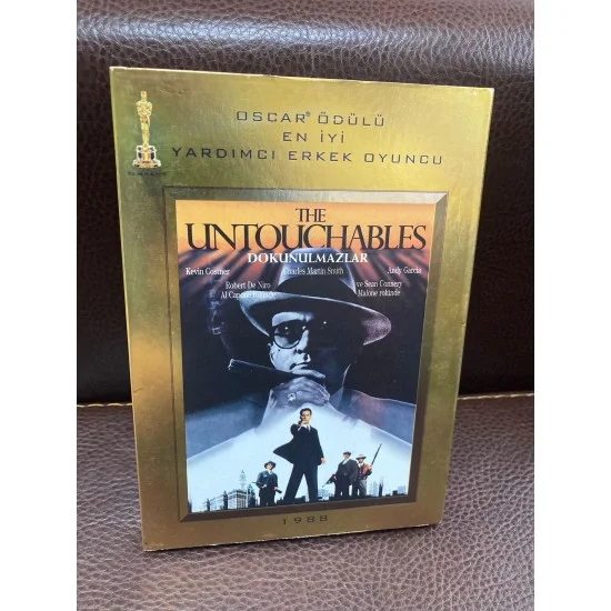 DOKUNULMAZLAR DVD KARTON CEKETLİ DOKUNULMAZLAR DVD KARTON CEKETLİ
