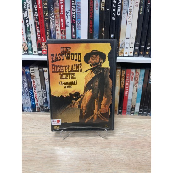 KASABADAKİ YABANCI DVD